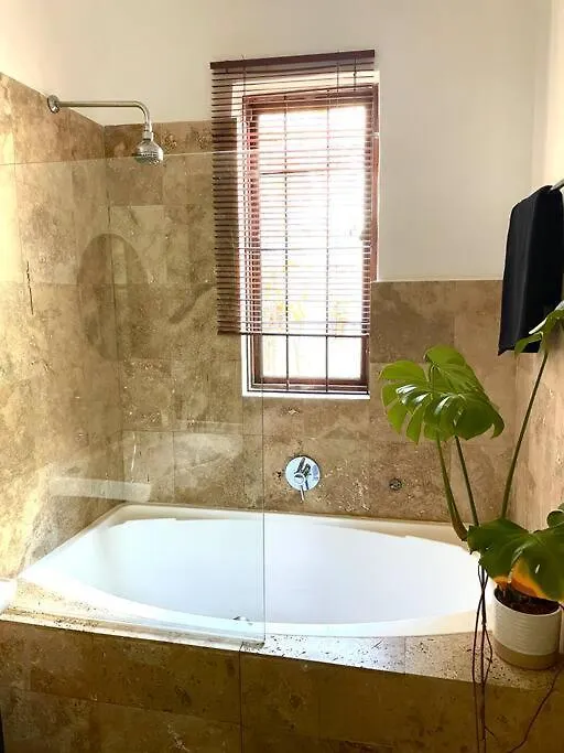 Apartment Heritage Home In Upper Woodstock Cape Town